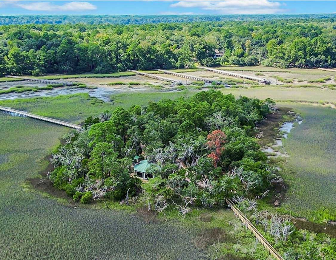 Magnolia Island and its boardwalk